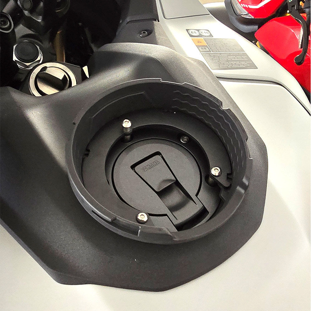 CUCYMA Motorcycle Quick Release Fuel Tank Bag Fit for Yamaha Yamaha FZ-09 MT-09 SP Tracer 9 GT